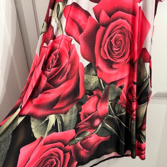 Gorgeous Floral Dress with pockets - Picture 6 of 11